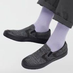 UNIQLO BASQUIAT COTTON CANVAS SLIP-ON (MODERN ART ESSENTIALS)